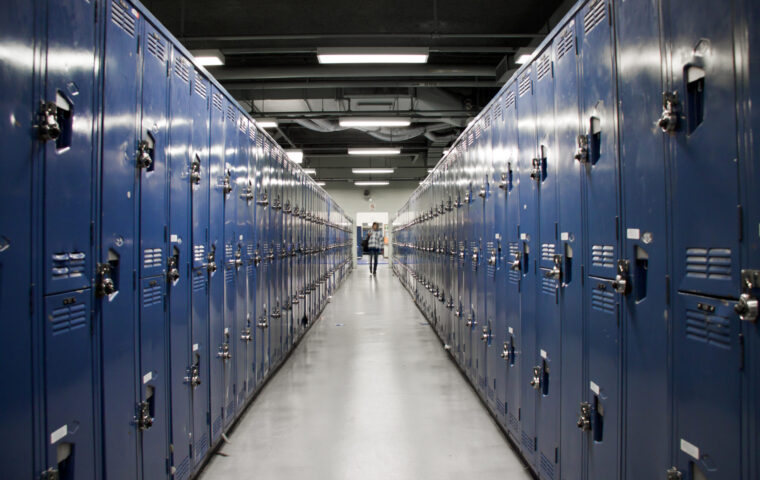 The next step for smart lockers is to provide remote help using information technology